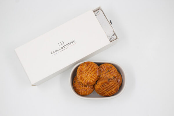 Sable Breton Chocolate Chips and Espelette Pepper - Image 6