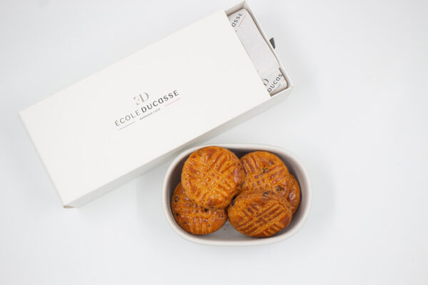 Sable Breton Chocolate Chips and Espelette Pepper - Image 7