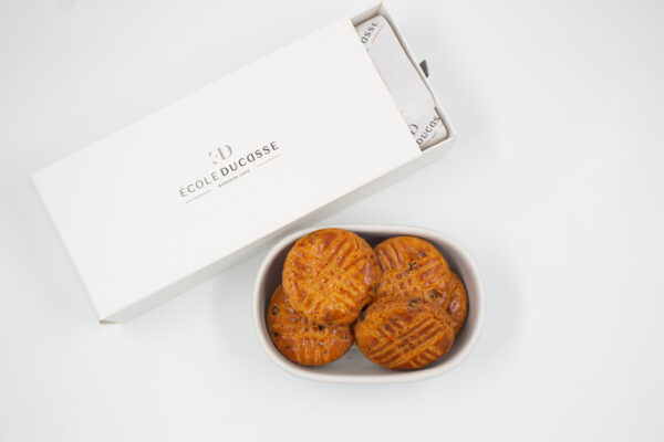 Sable Breton Chocolate Chips and Espelette Pepper - Image 8